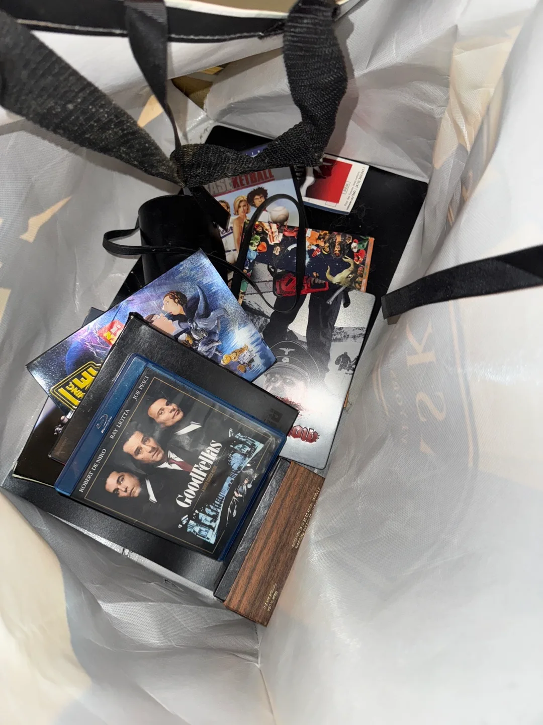 Free shelving units and dressers with drawers all functional image indicator(9)