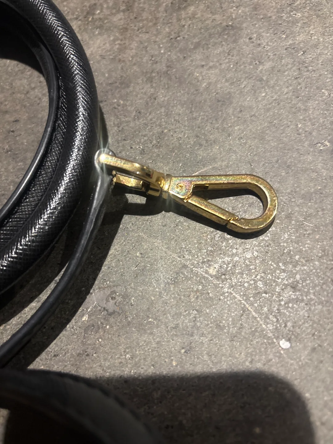 Michael Kors Black Leather Handbag image indicator(3)