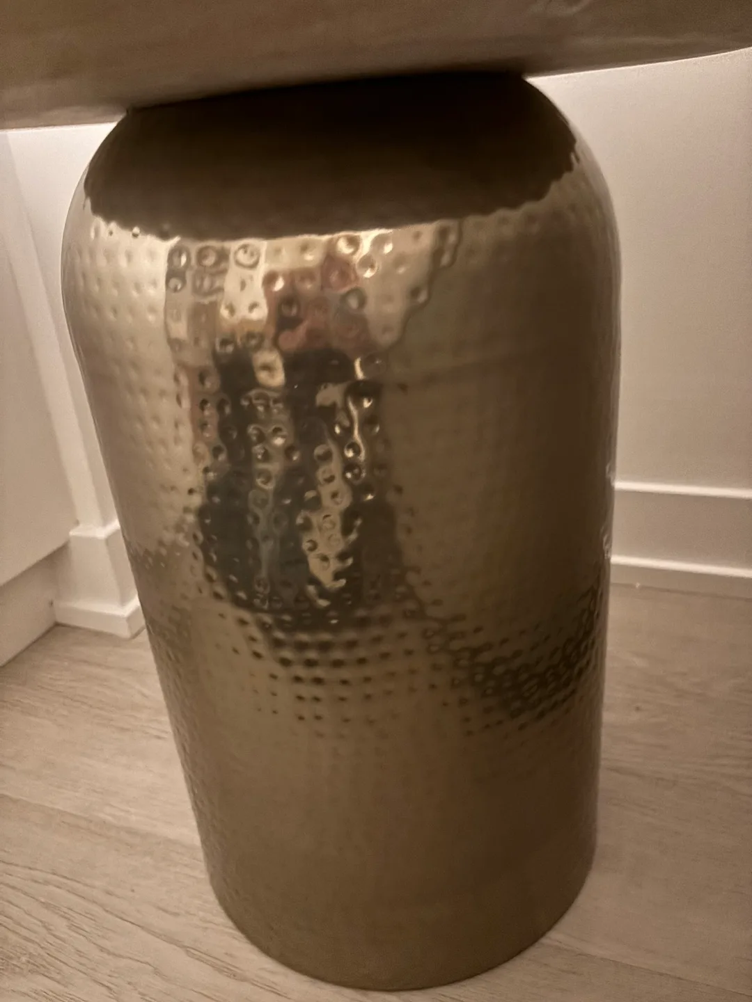 West Elm Miri side table image indicator(2)