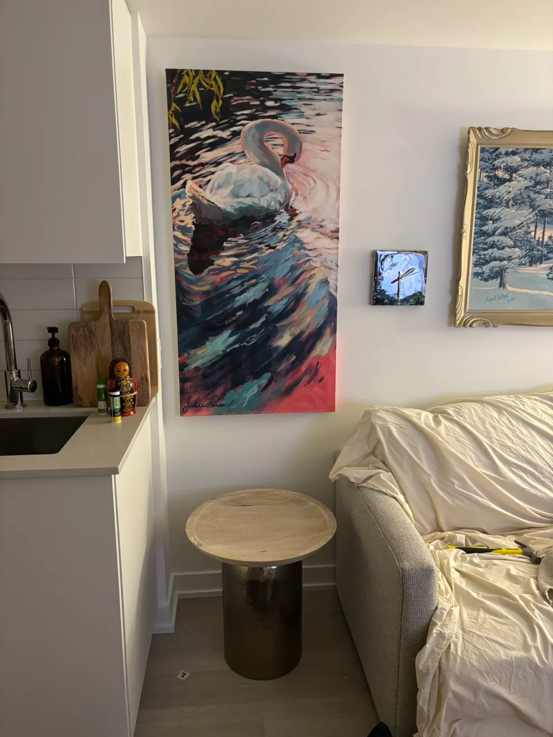 West Elm Miri side table image indicator(4)