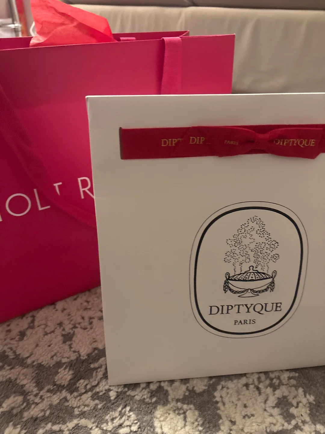 Diptyque Baies Car Diffuser and Scented Insert image indicator(3)