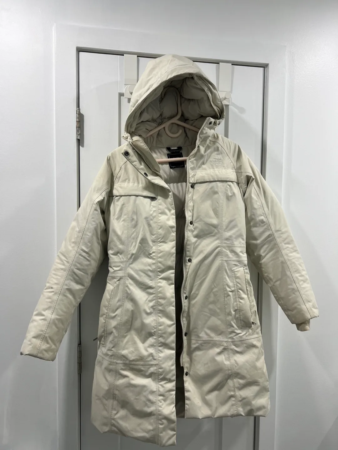 ❄️ THE NORTH FACE Winter Jacket/Parka image indicator(2)