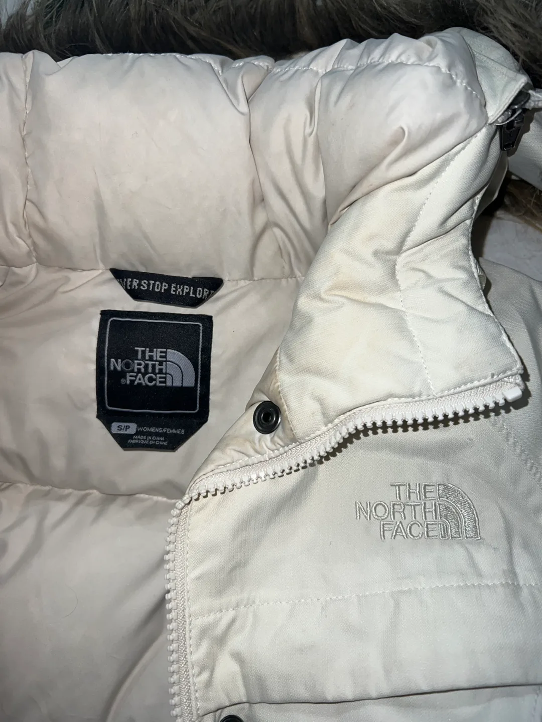 ❄️ THE NORTH FACE Winter Jacket/Parka image indicator(5)