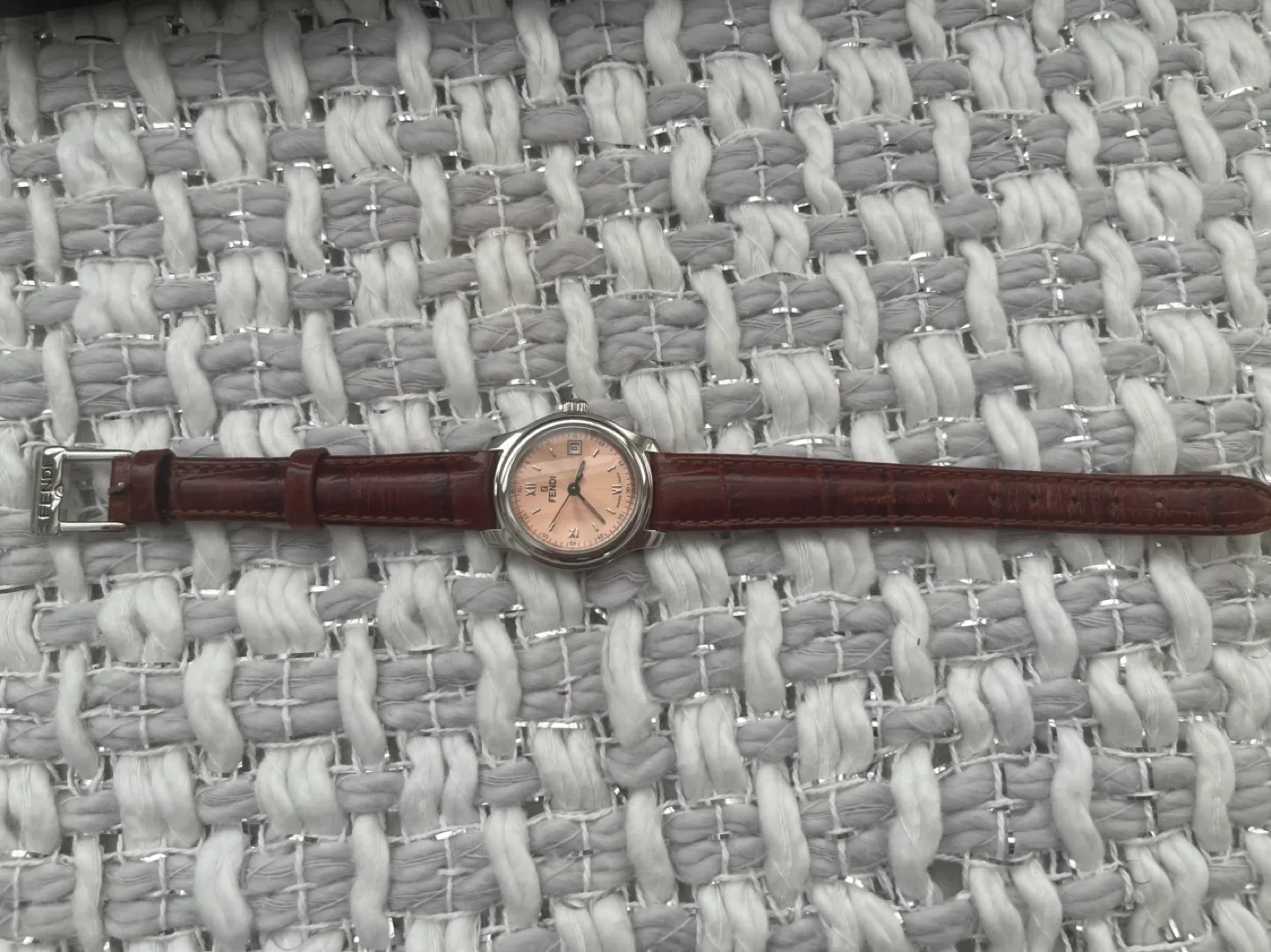 REDUCED - Famous FENDI LADIES WATCH image indicator(4)