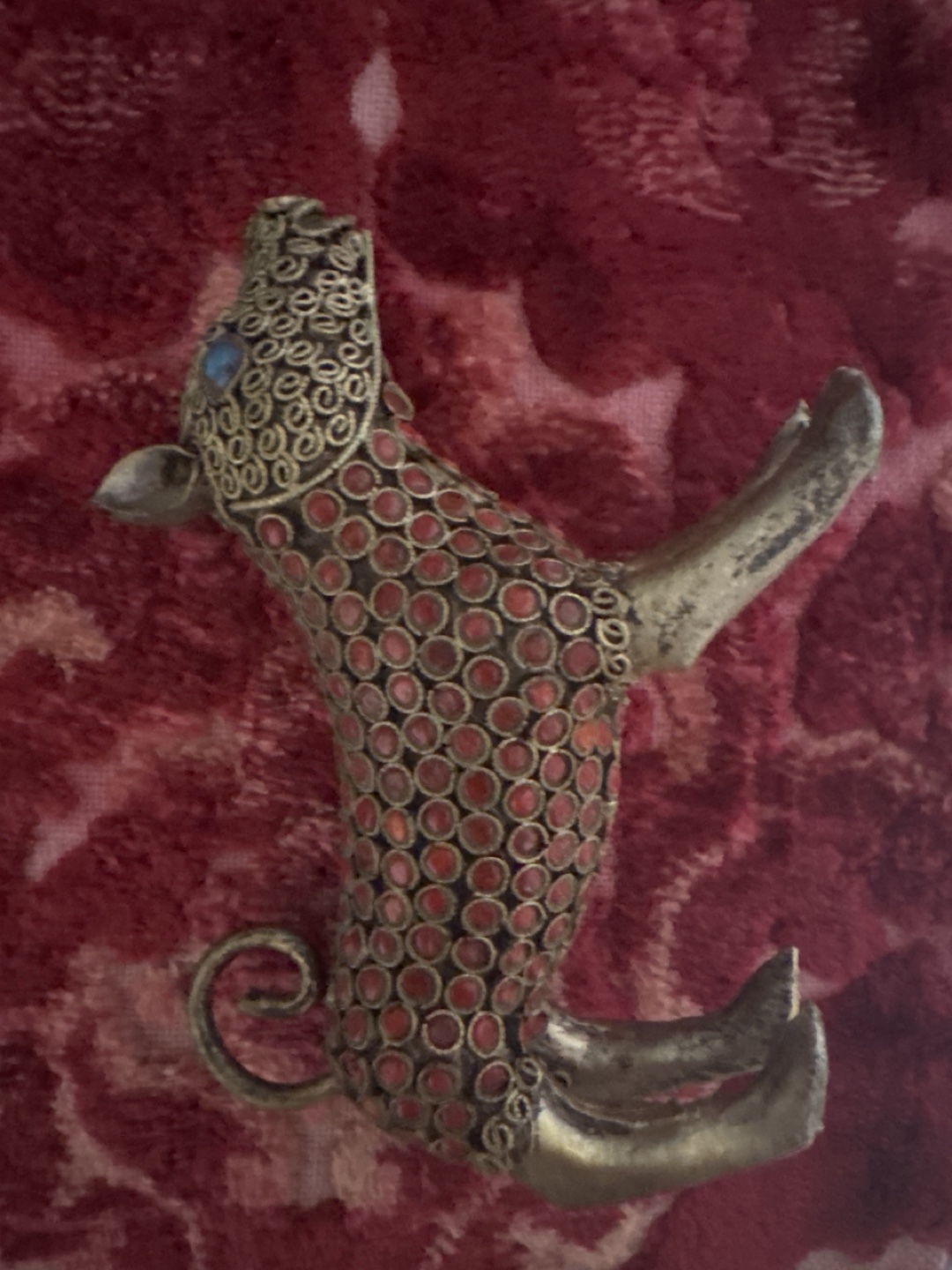 Pair of Vintage Brass and Coral Animal Figurines - photo 2