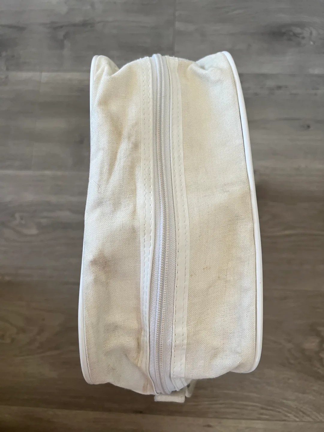 Vintage Transocean Tours Travel Messenger Bag image indicator(4)