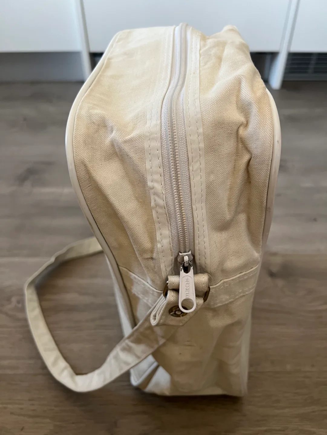 Vintage Transocean Tours Travel Messenger Bag image indicator(5)