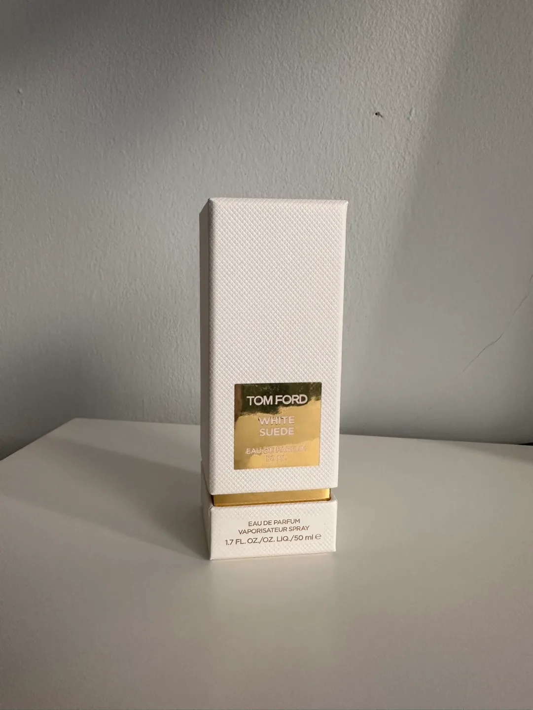 Tom Ford White Suede Eau de Parfum 50ml image indicator(2)