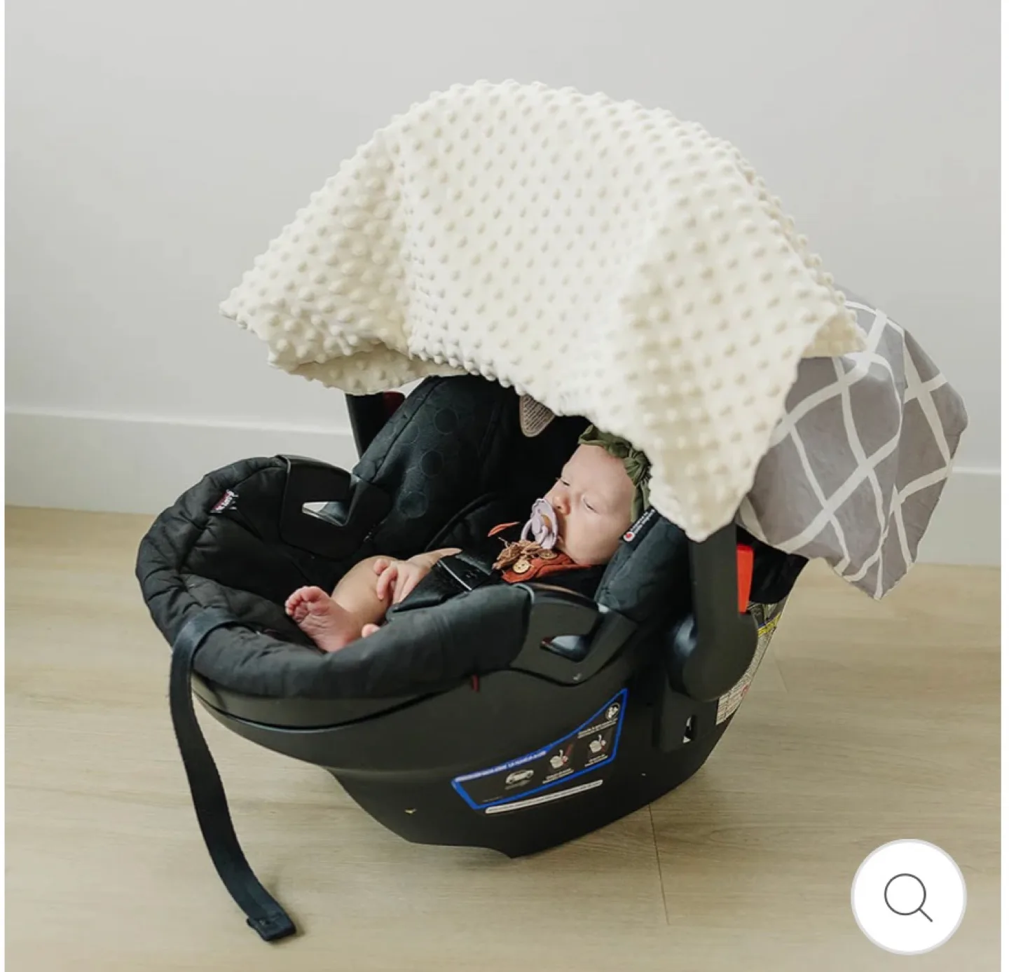 Bebe Au Lait Car Seat Cover image indicator(2)