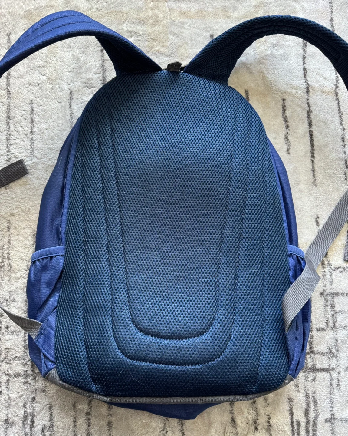 As good as new American Tourister Backpack image indicator(3)