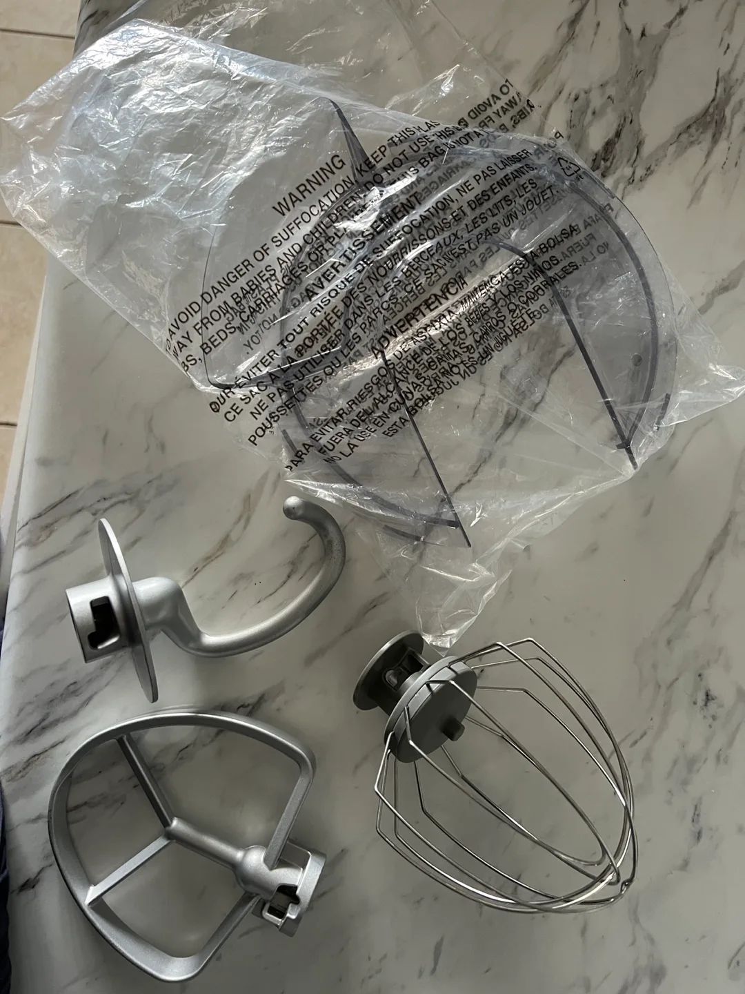 ‼️Cuisinart 3.5Qt Stand Mixer , three Attachments image indicator(2)