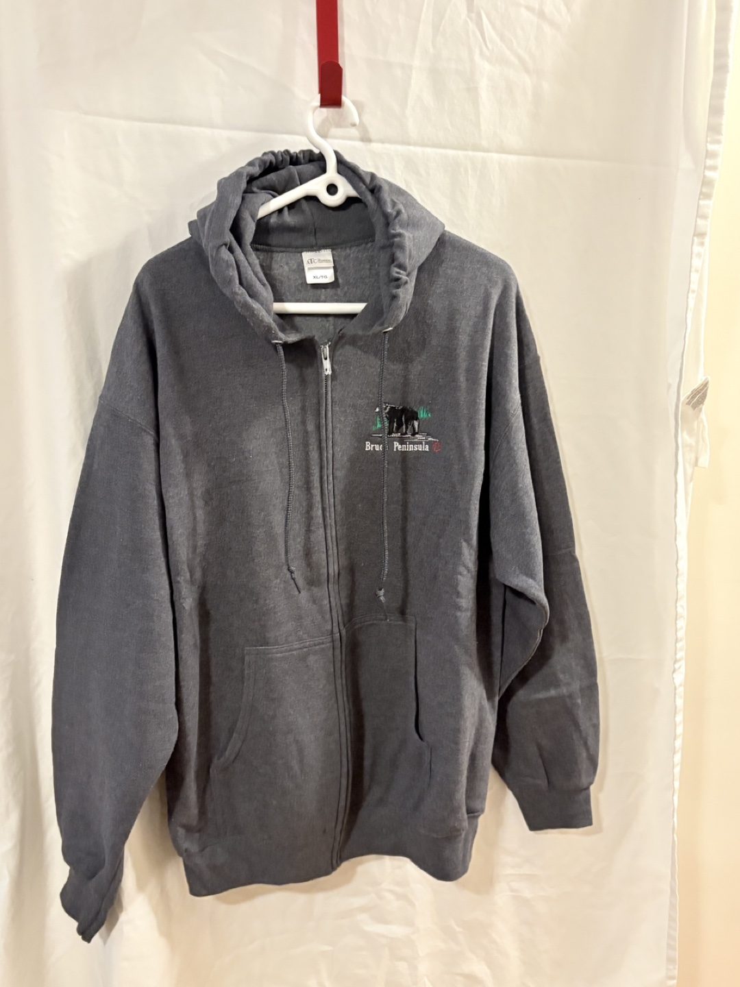 Hoodie Embroidered Zip-Up by - Bruce Peninsula XL