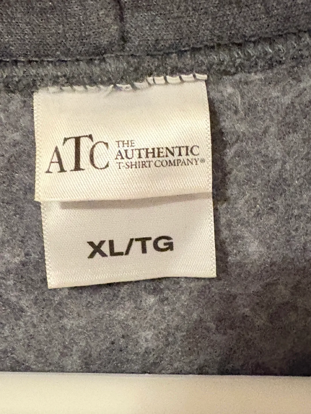 Hoodie Embroidered Zip-Up by - Bruce Peninsula XL image indicator(2)