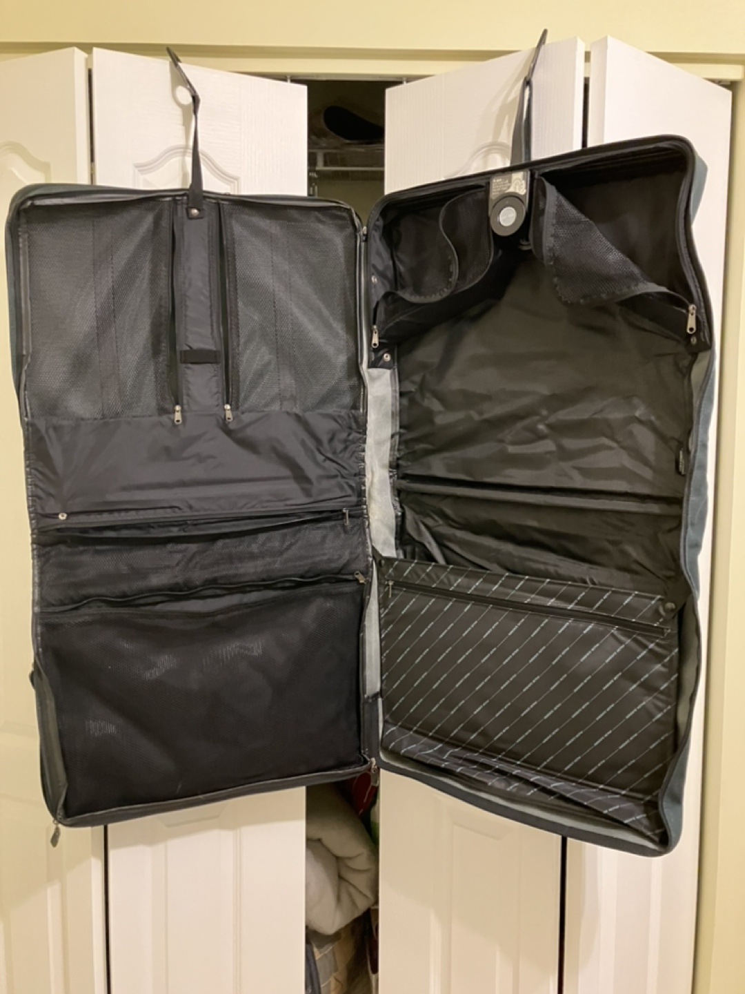 Samsonite Garment Bag - Dark Green - photo 2