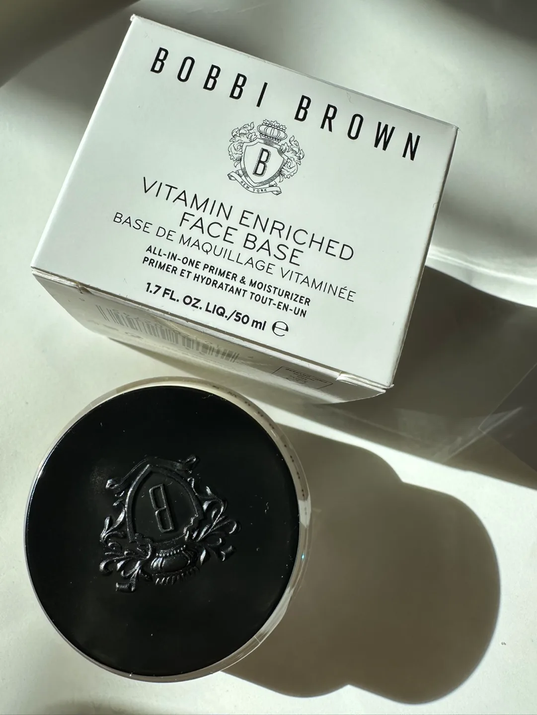 Bobbi Brown Vitamin Enriched Face Base image indicator(2)
