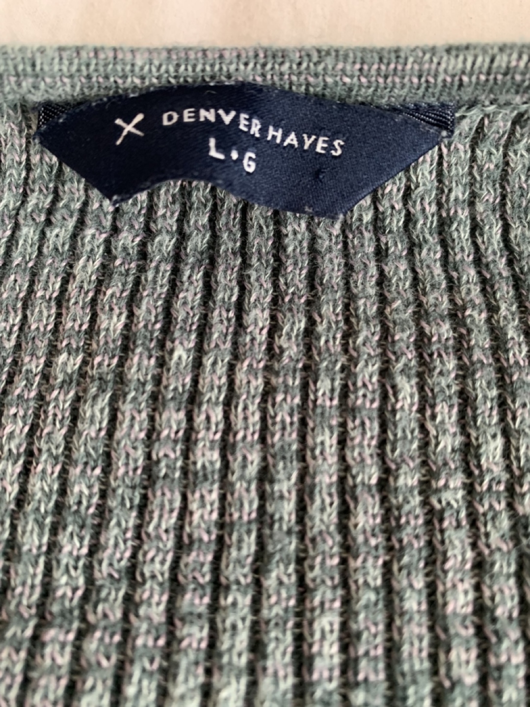 Denver Hayes Grey V-Neck Sweater - Size Large - photo 2