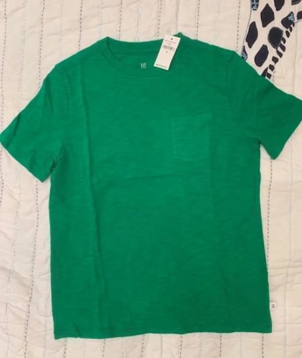 GAP Boys T-Shirts ~ Brand New~ Size Medium (8 -9 Years)🏈 image indicator(2)