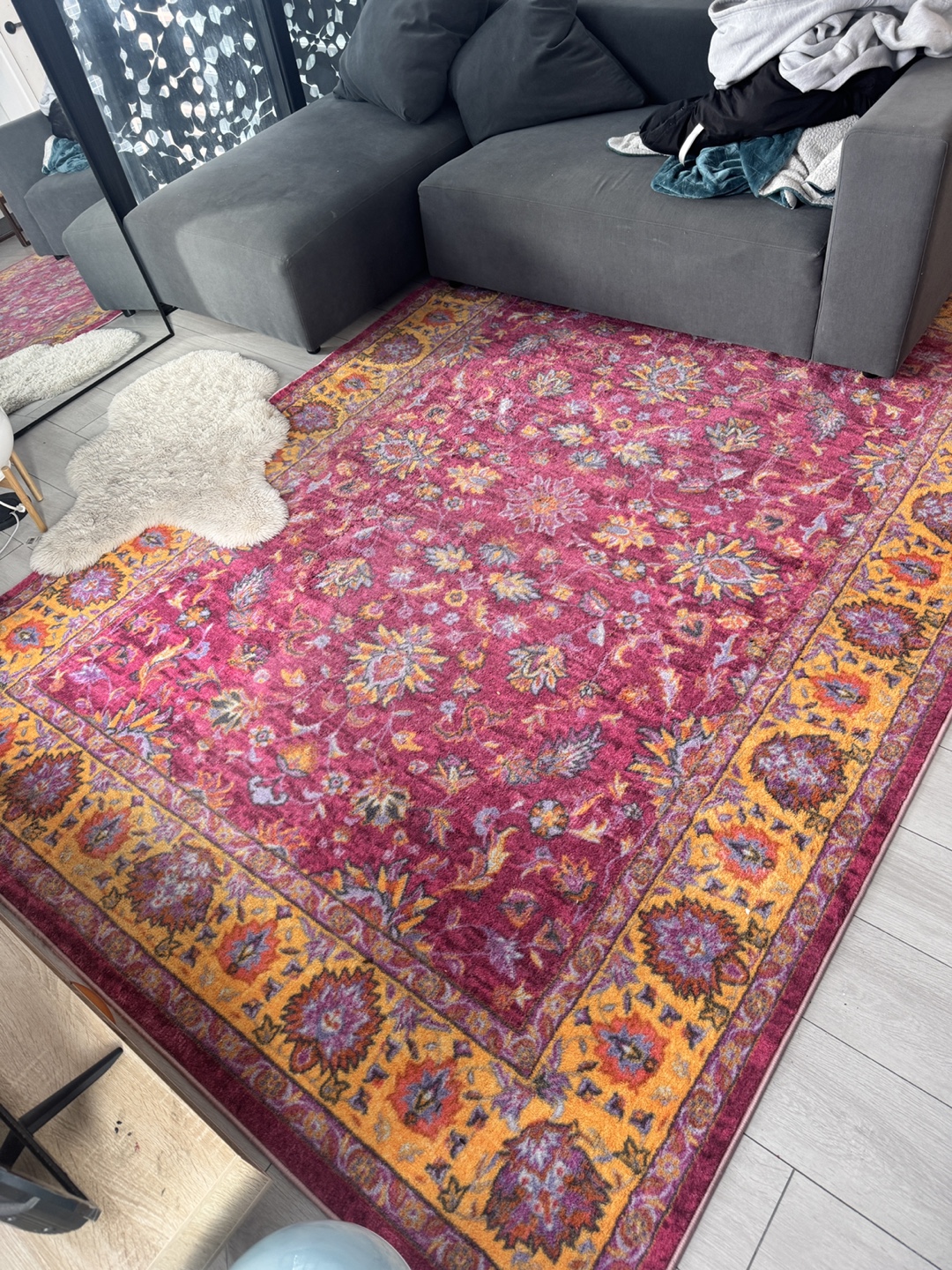 Large Vintage-Style Area Rug 110” x 77 “ - photo 2