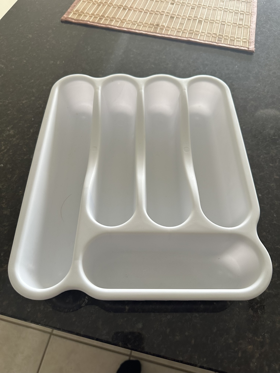 White Plastic Cutlery Tray Organizer