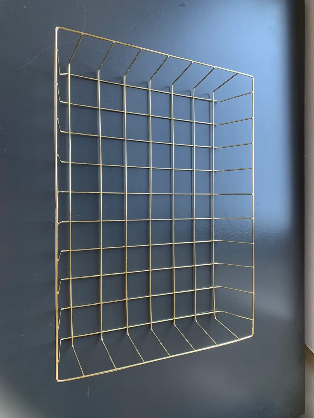 Gold Metal Wire Desk Organizer image indicator(6)