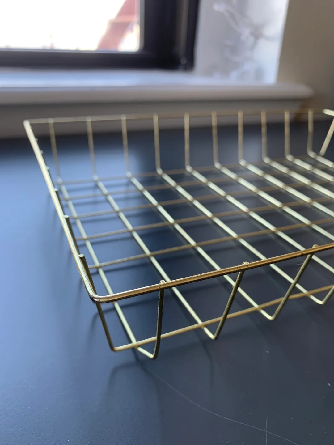 Gold Metal Wire Desk Organizer image indicator(2)