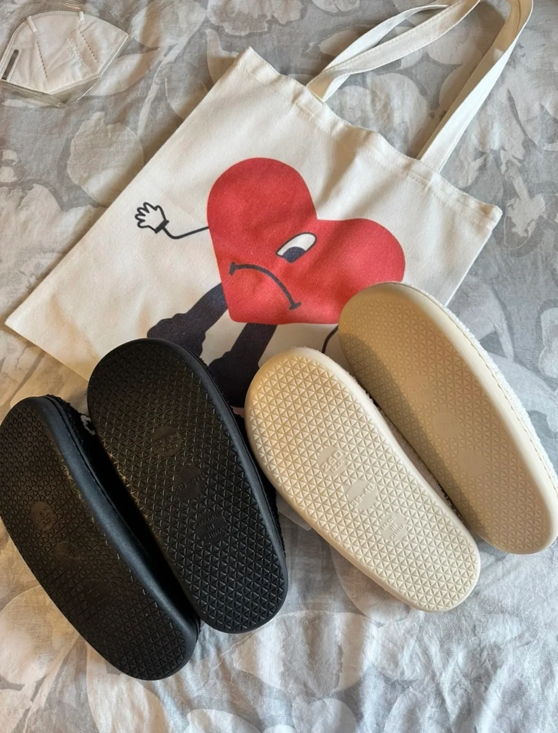 Bad Bunny Bundle image indicator(2)