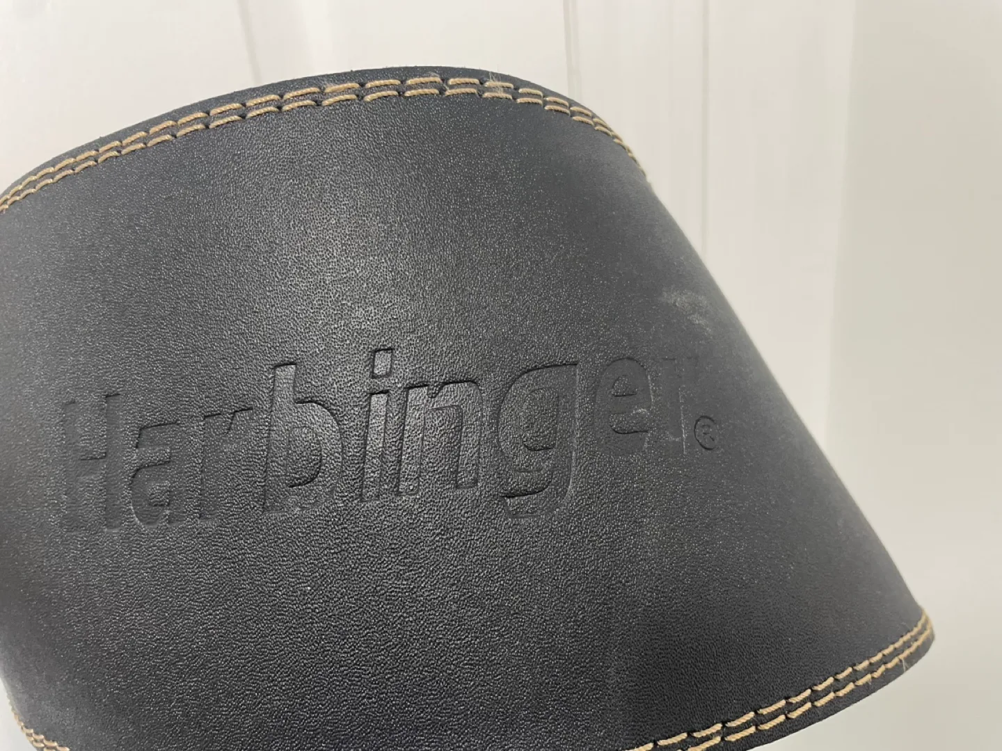 Harbinger Leather Weightlifting Belt - Size XL image indicator(3)