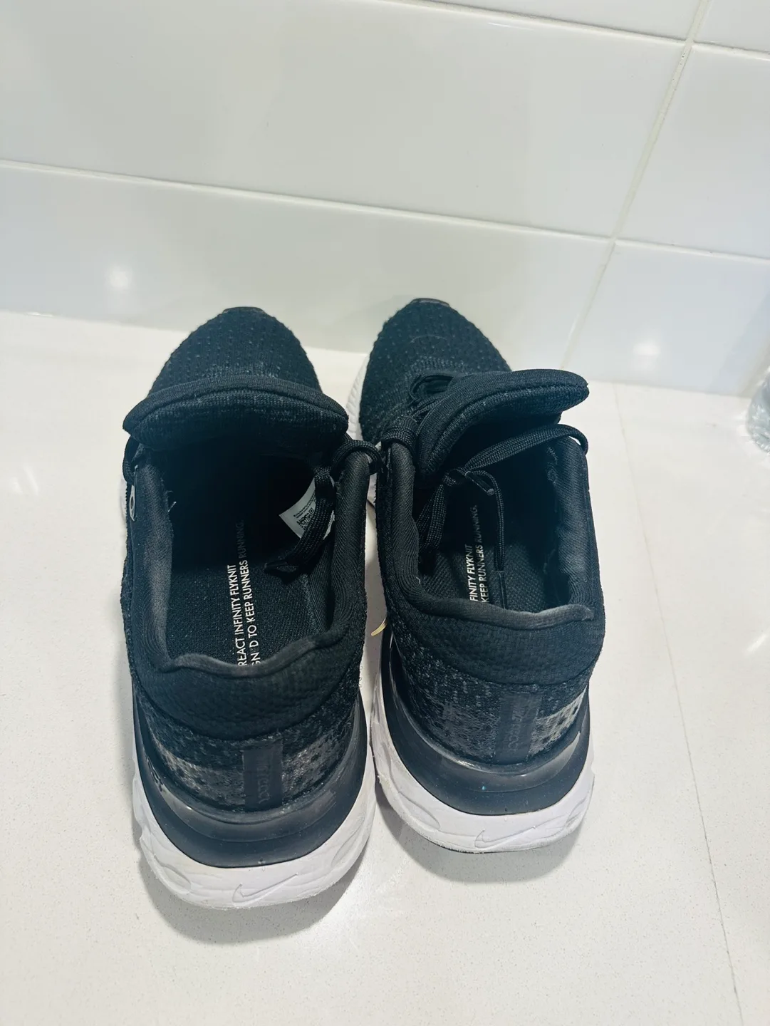 Nike Infinity Run Flyknit 3 Running Shoes - Size 9.5 image indicator(2)