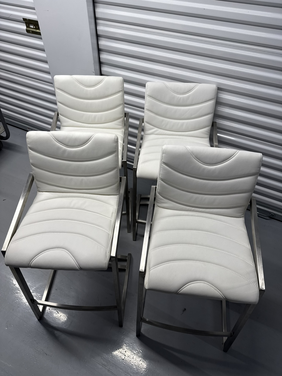 4 Bar Stools with Stainless Steel Legs - photo 3