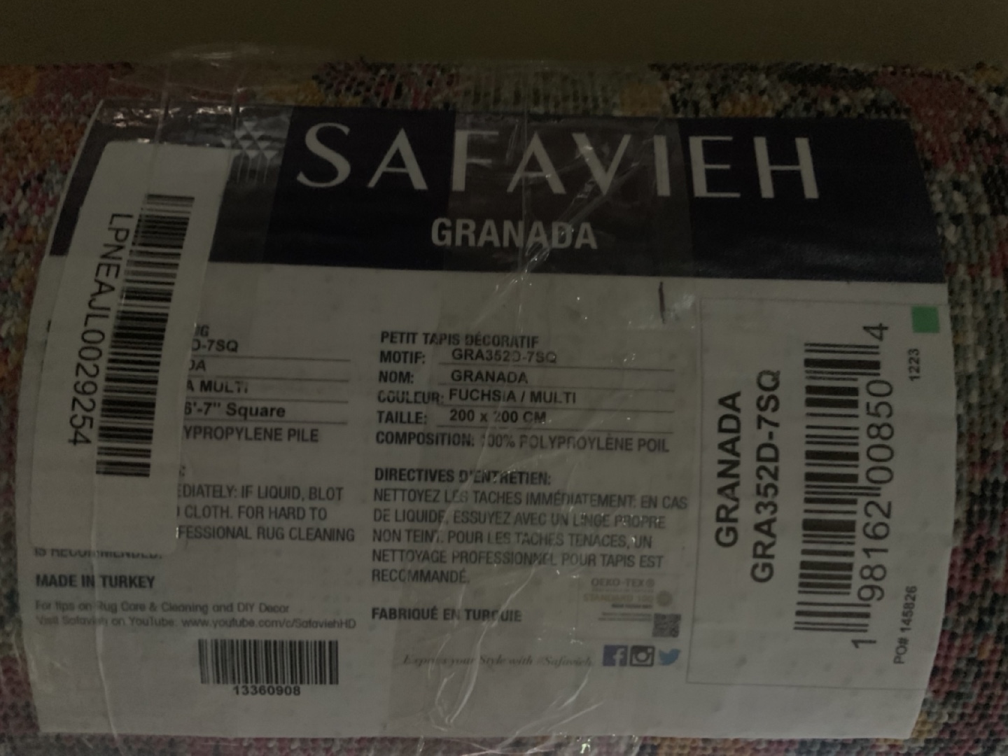SAFAVIEH 🏈 Granada Collection 6'7"x6'7" Fuchsia/Multi GRA352D