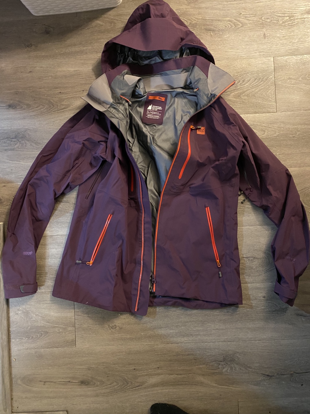 Mountain Equipment Co-op Women's Jacket - Size XL/TG