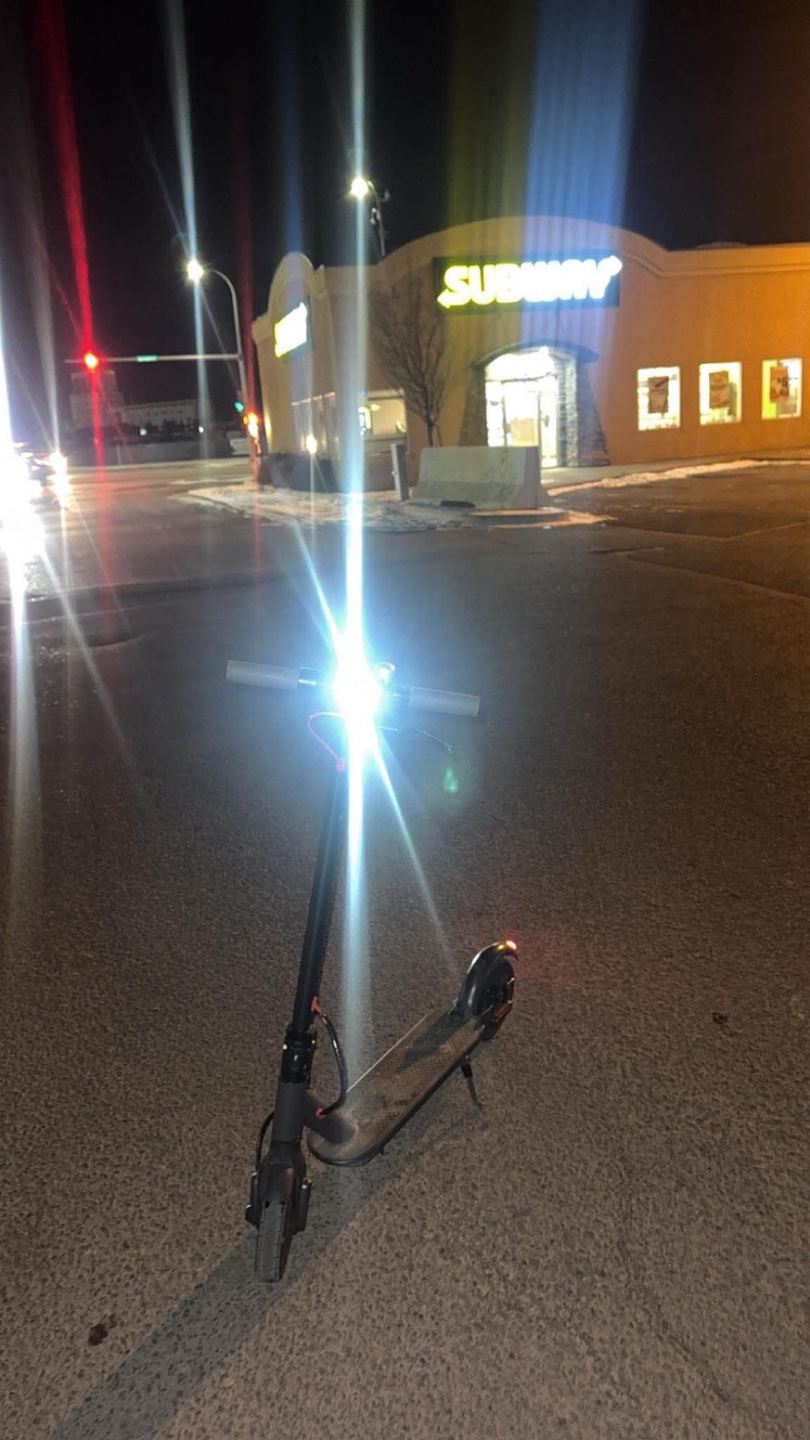 Xiaomi Electric Scooter - Excellent Condition - photo 4