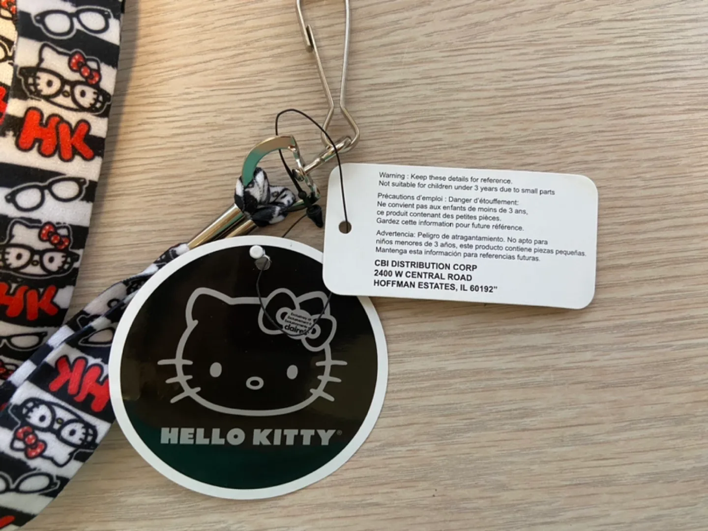 NEW Vintage Hello Kitty Lanyard 🏈 image indicator(2)