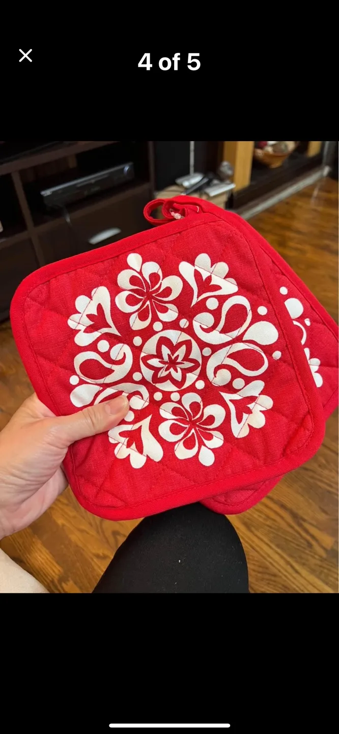 🏈 IKEA VINTERFINT Red Kitchen Set: Apron, Pot Holders & Tray image indicator(4)