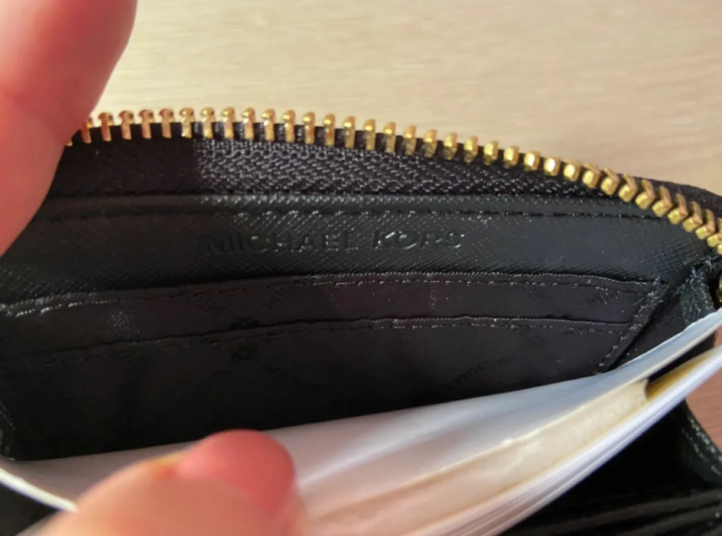 BNWT Micheal Kors Jet Set Travel Card Case in Black 🏈 image indicator(3)