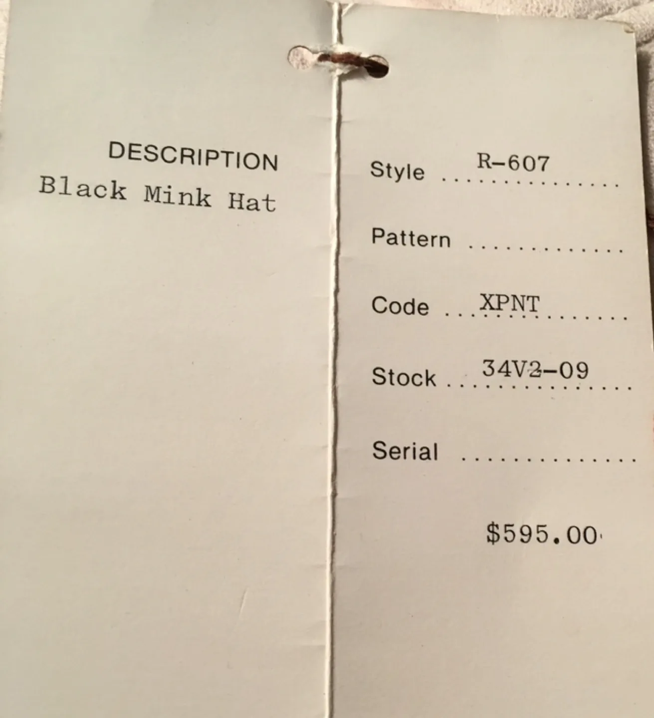 ✨Vintage never used Mink Fur Pillbox Hat by Caskie Fabulous Furs image indicator(7)