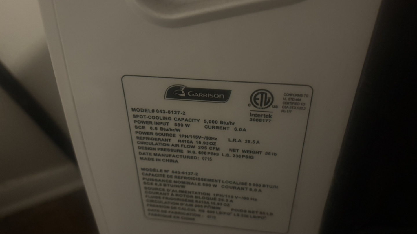 Garrison portable ac come with air hose and window slat - photo 2