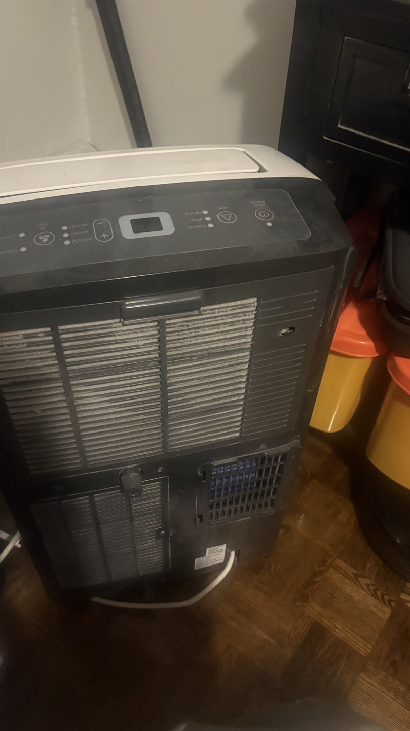 Garrison portable ac come with air hose and window slat - photo 3