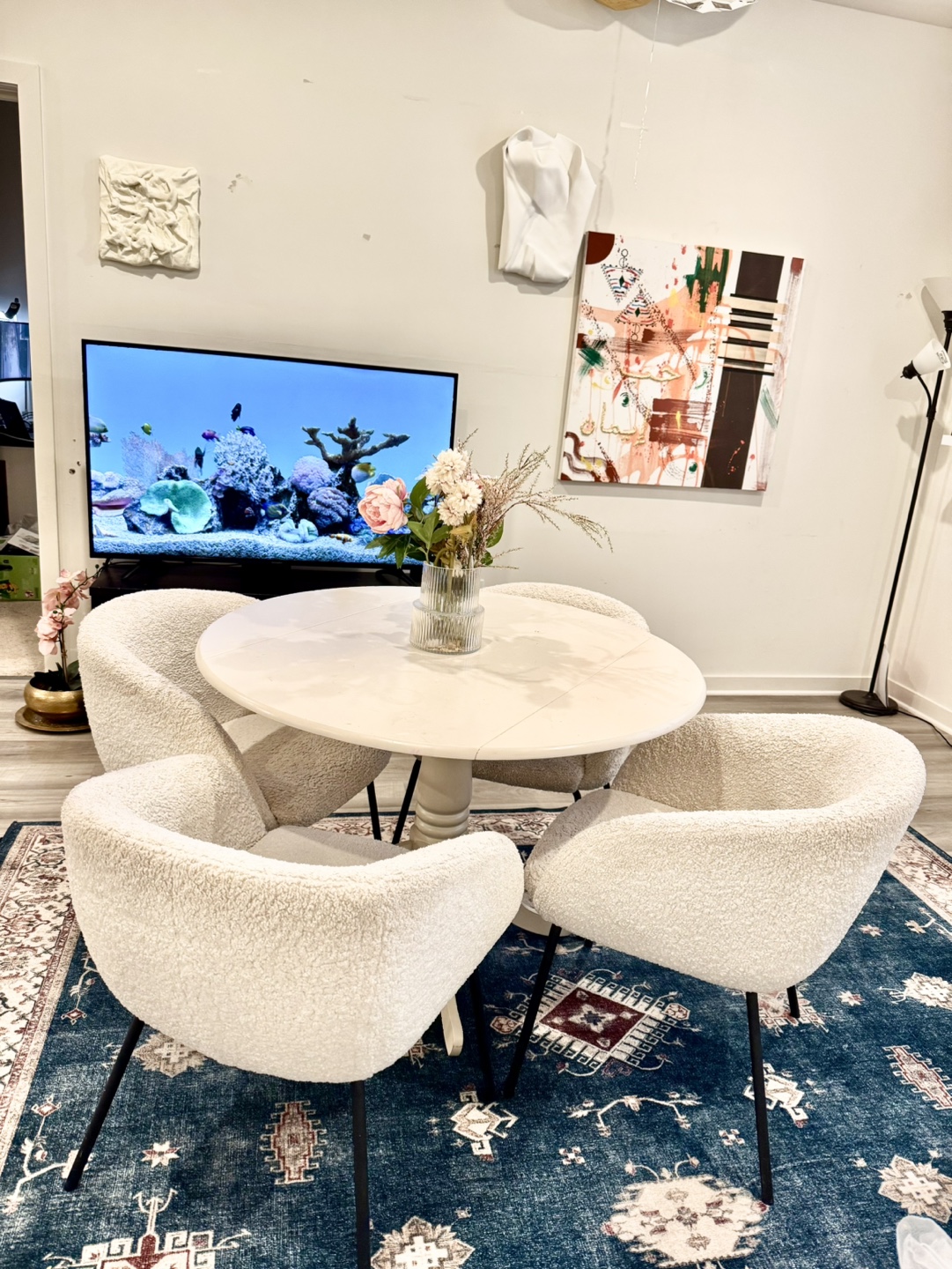 Boucle Chair / dining  chair + free table - photo 2