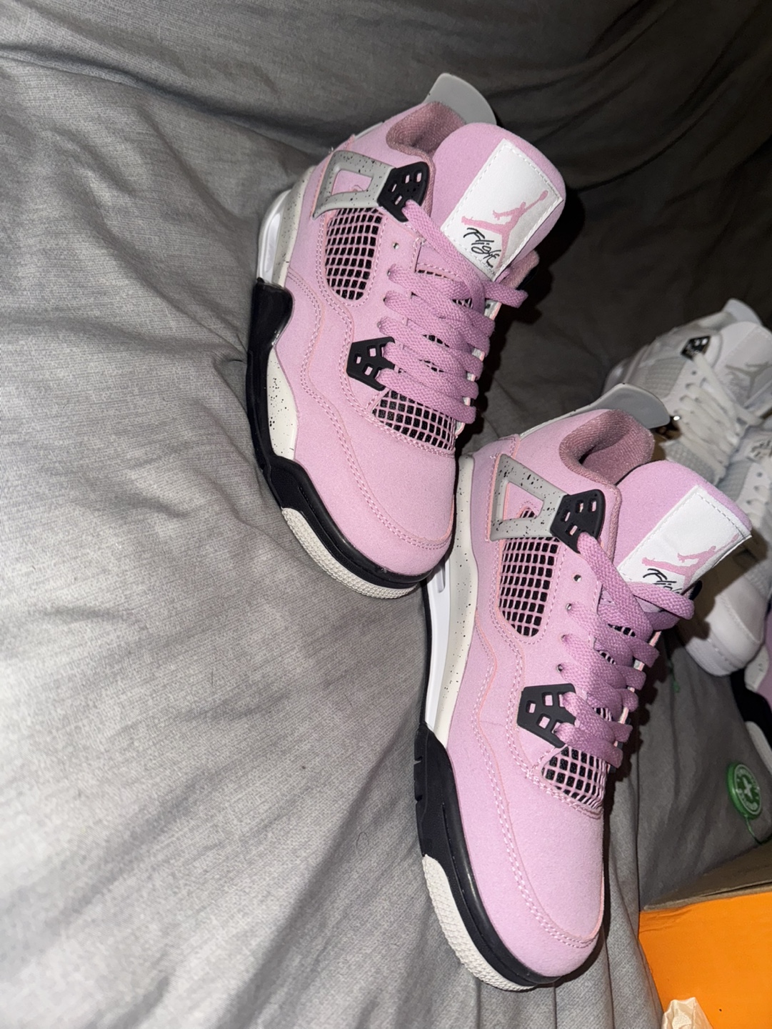 Air Jordan 4 Orchid - photo 2