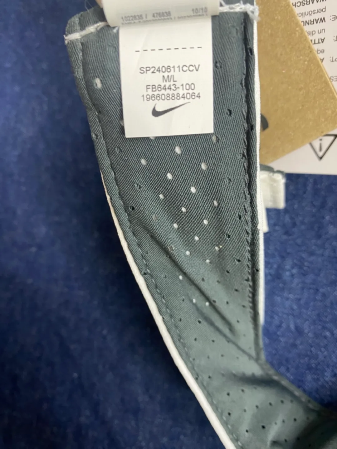 Nike Dri-FIT Ace Visor - White - Size M/L image indicator(7)