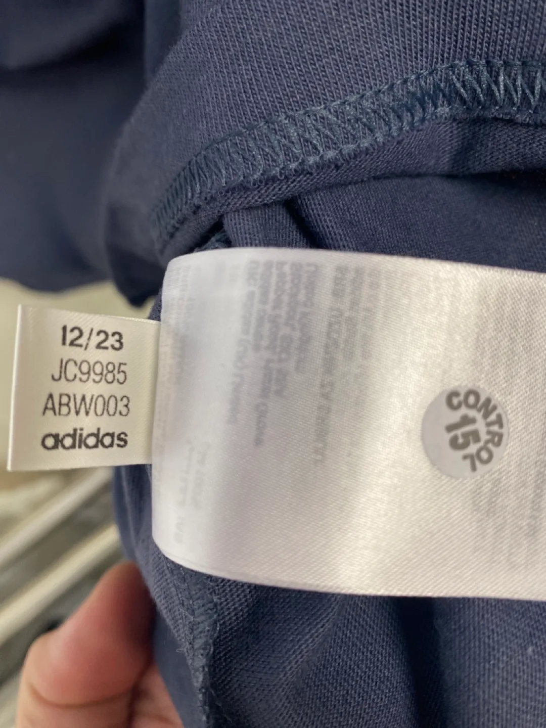 Adidas Trefoil Tee - Size XL - Dark Blue image indicator(5)