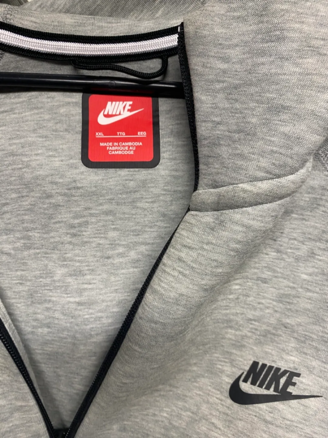 Nike Tech Fleece Full-Zip Hoodie - XXL image indicator(4)