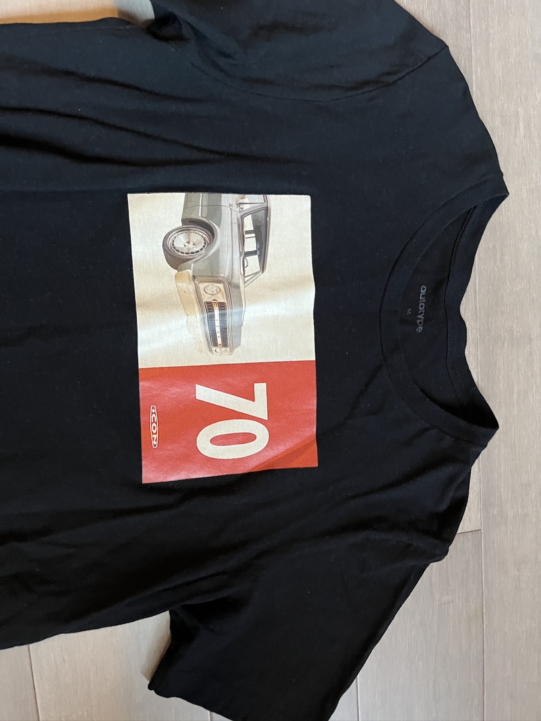 Auiotype Men's Black T-Shirt Size M Graphic Tee - photo 3