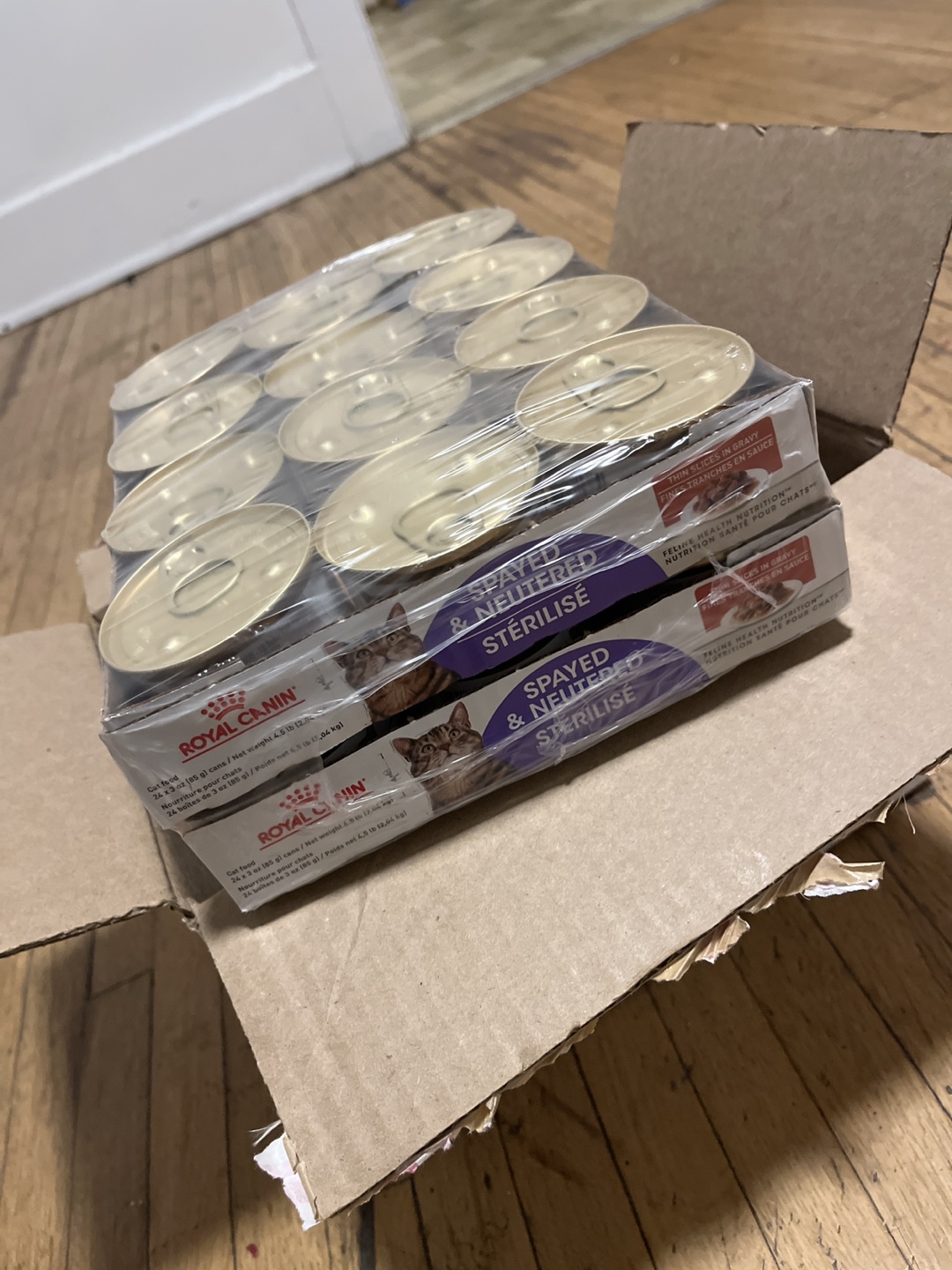 Royal Canin Spayed/Neutered Cat Food - 12 cans - photo 2