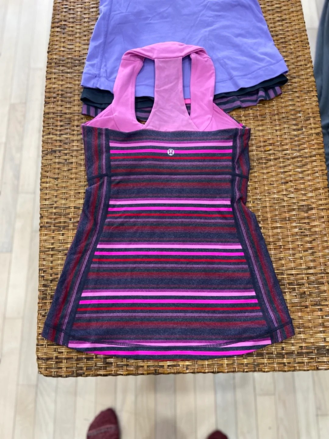 Lululemon Racerback Tank Top - Size 4 image indicator(2)