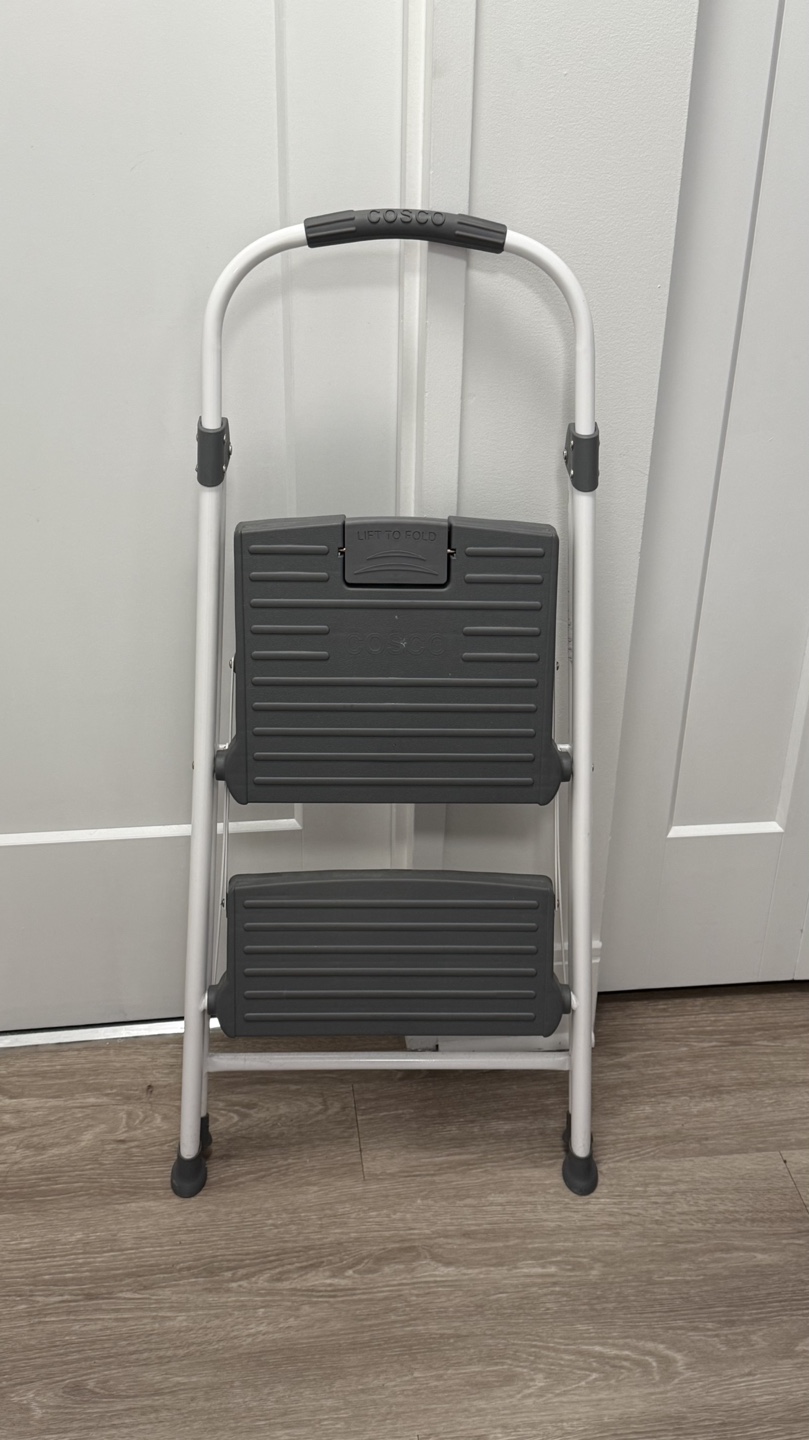 Cosco 2-Step Stool - photo 3