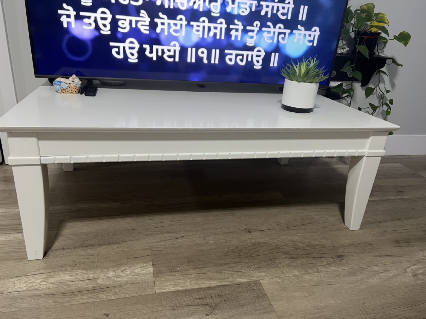 White Coffee Table - photo 4