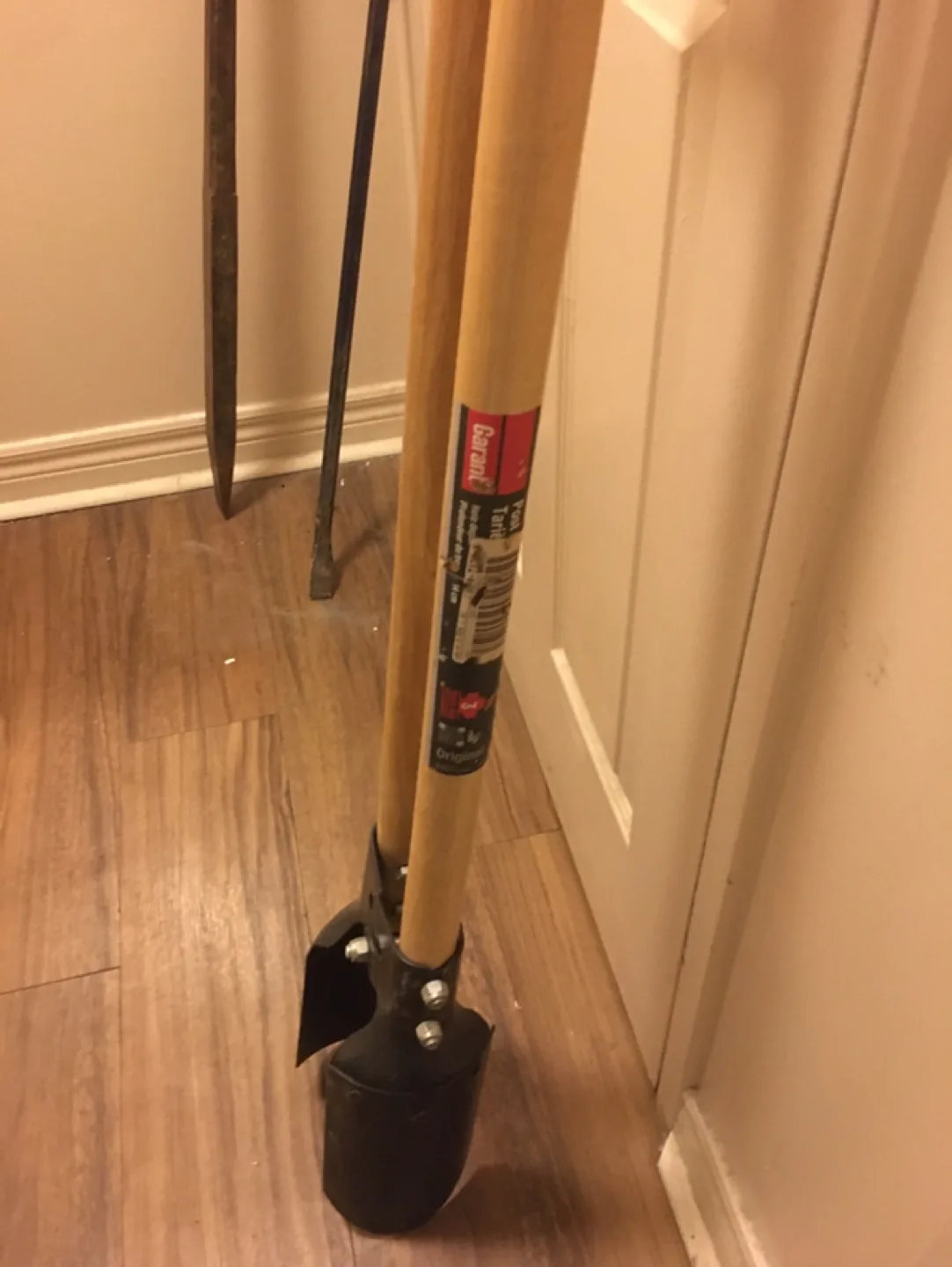 Garant Post Hole Digger image indicator(2)