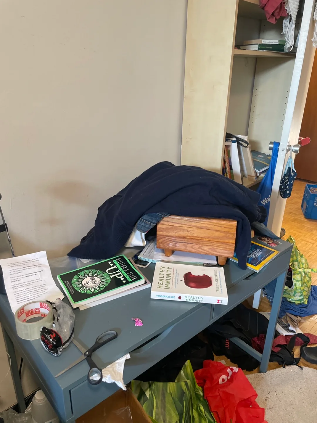 Lot$ Assorted new / used Items image indicator(5)